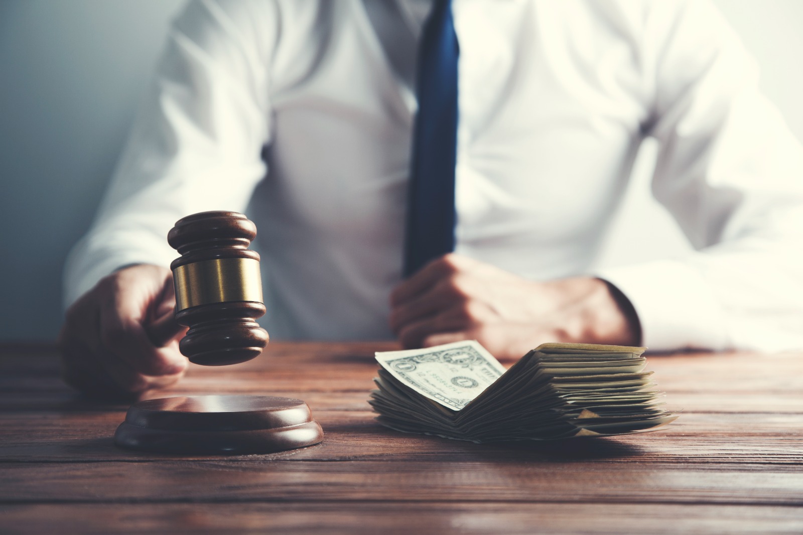 Anti-Money Laundering and Counter-Terrorism Financing (AML) - دورة تدريبية